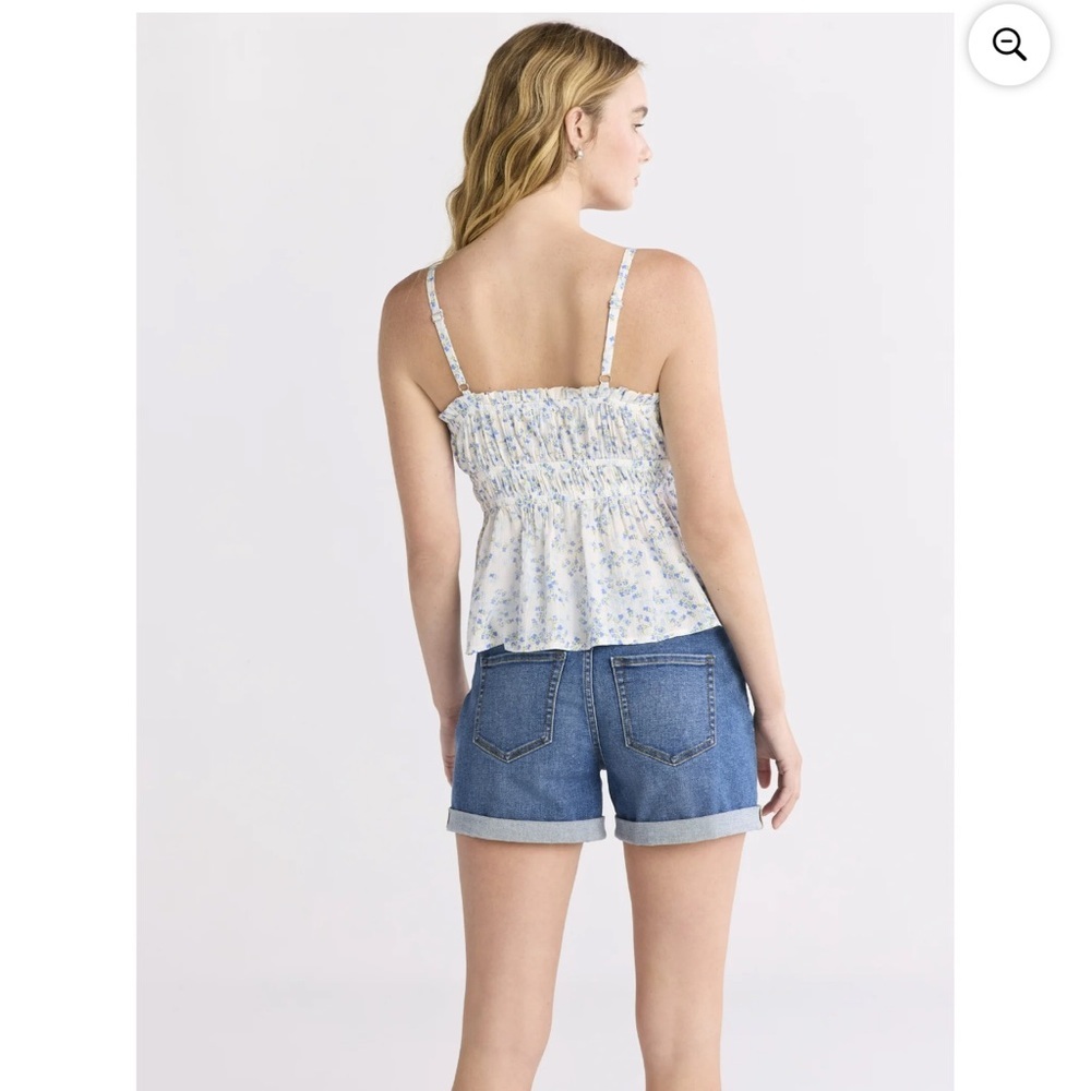 Time and Tru Women's Blue white Green Floral Smocked Tank Top XXXL (22) NWT - Picture 3 of 4